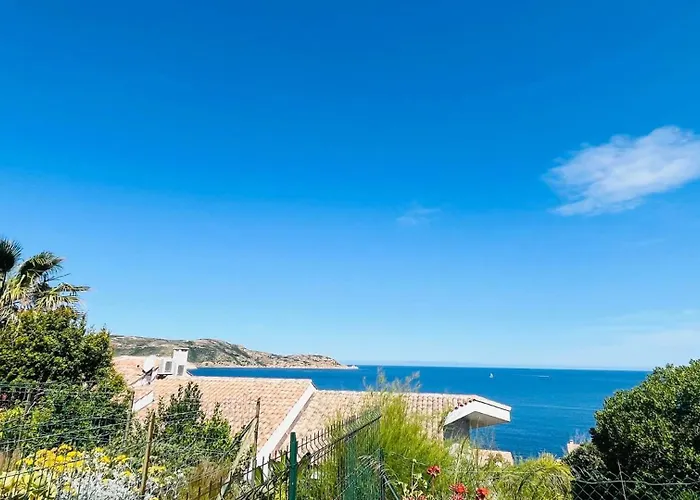 Les Rochers Apartment *