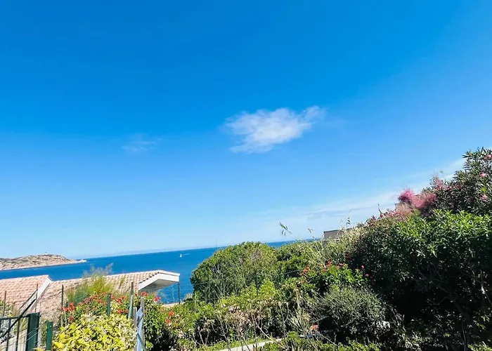 Les Rochers * Кальви